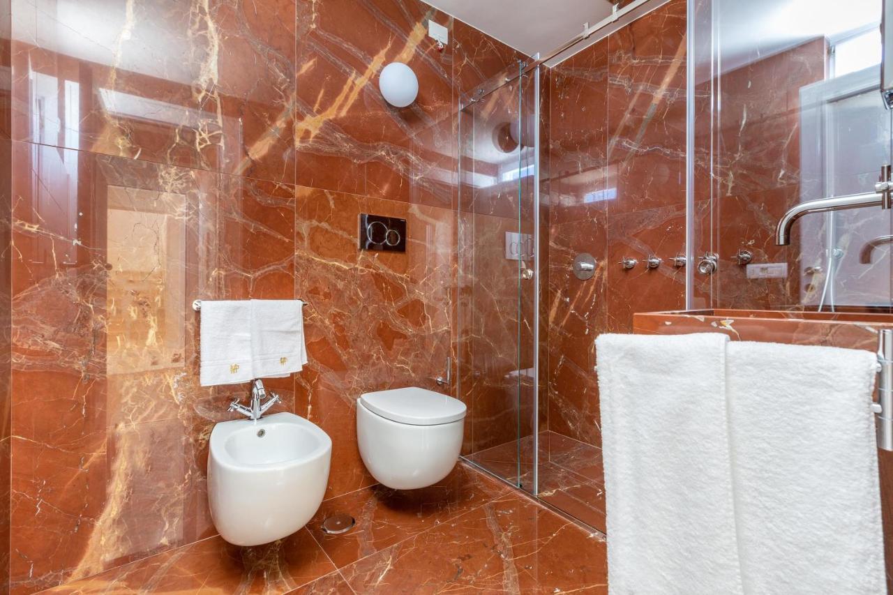 Palazzo Mascetti Hotel ออสตูนี ภายนอก รูปภาพ